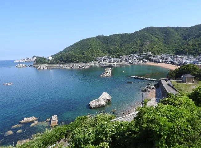 海の見える高台